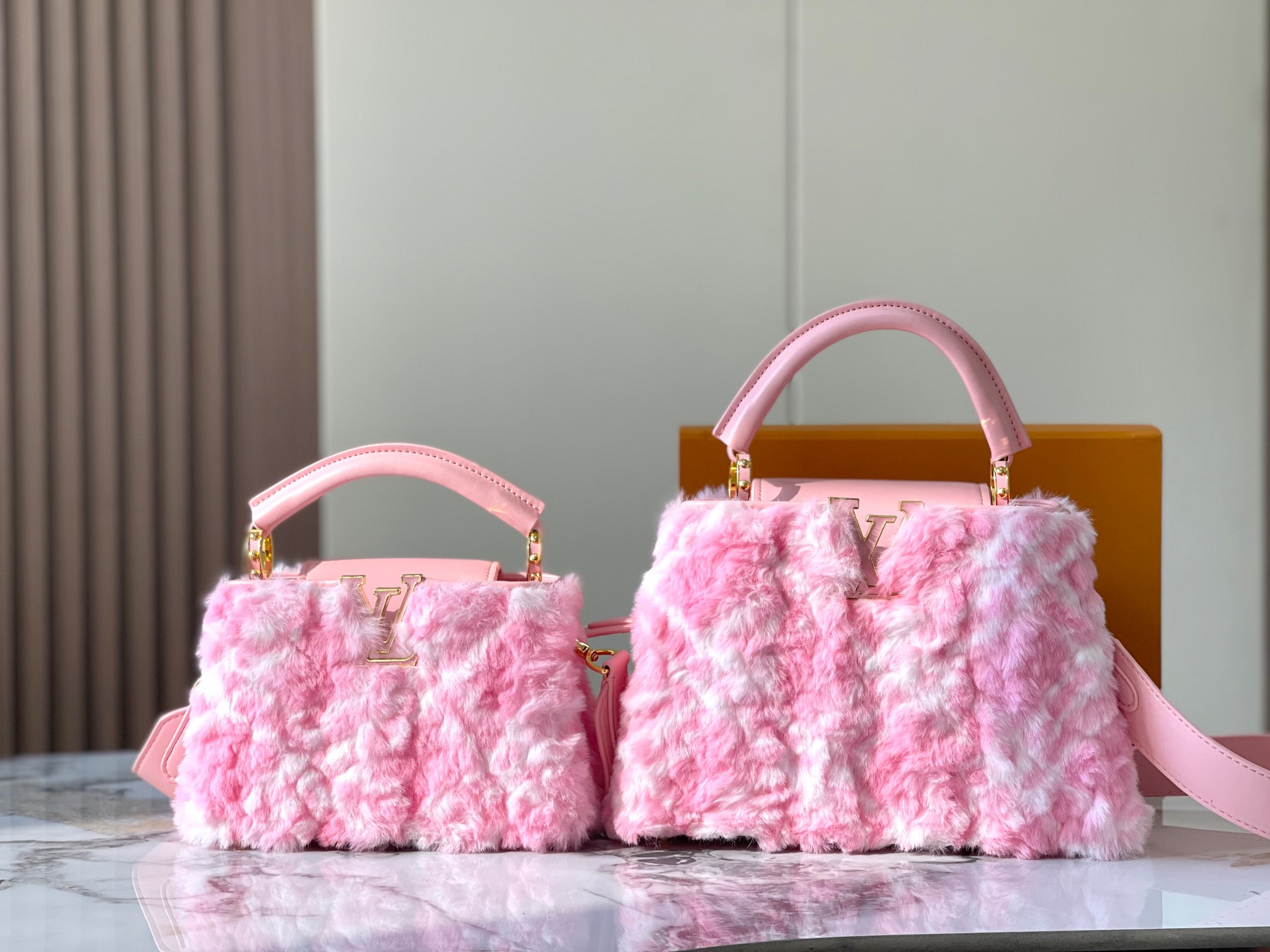 [TOP] Louis Vuitton LV Mink Hair Capsines Bags - Pink&GHW