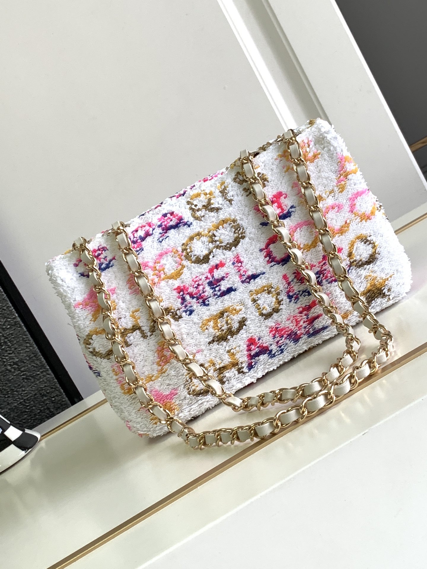 [TOP] CHANEL 24C Early Spring Flab Bags - White&GHW