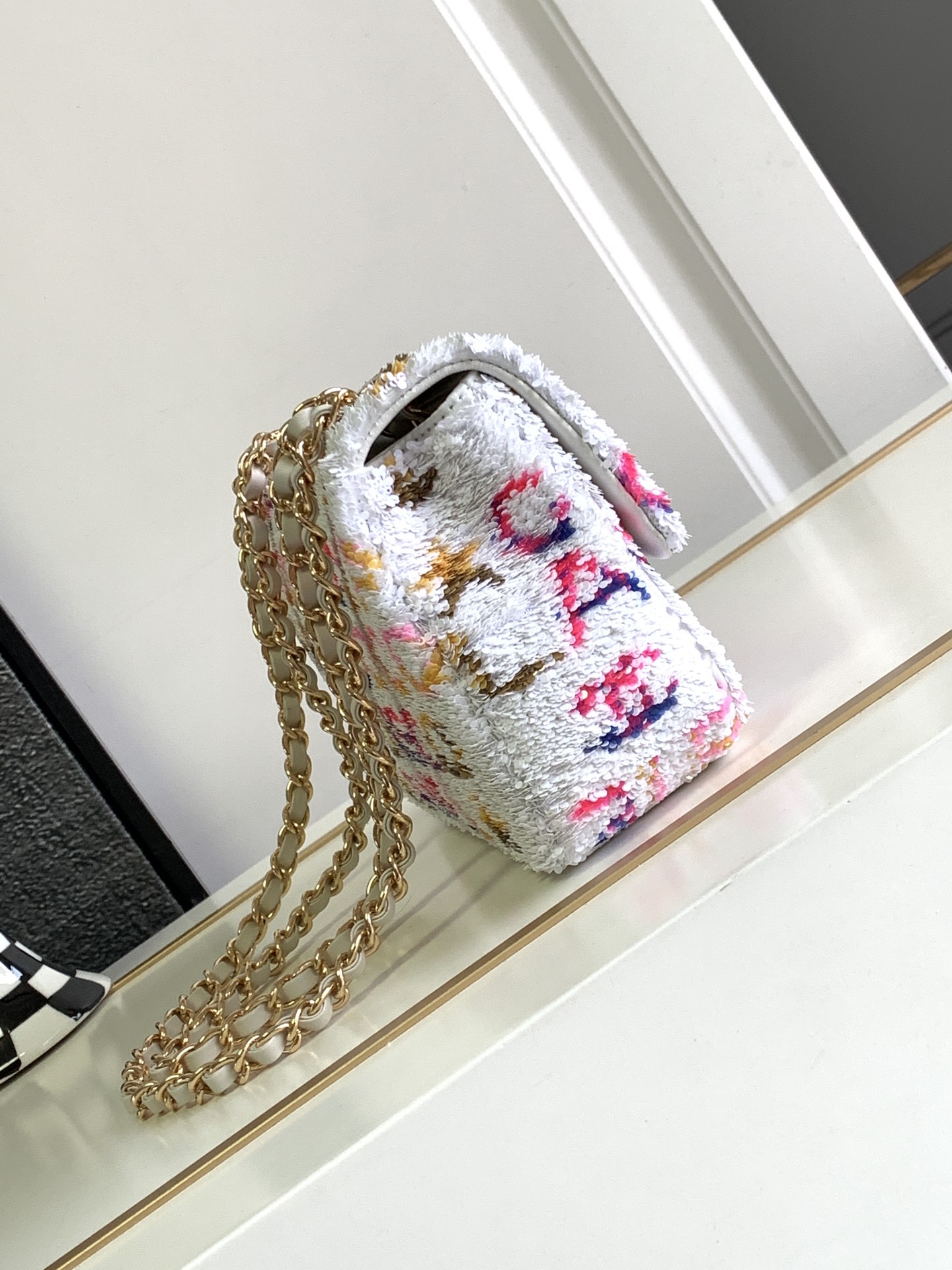 [TOP] CHANEL 24C Early Spring Flab Bags - White&GHW