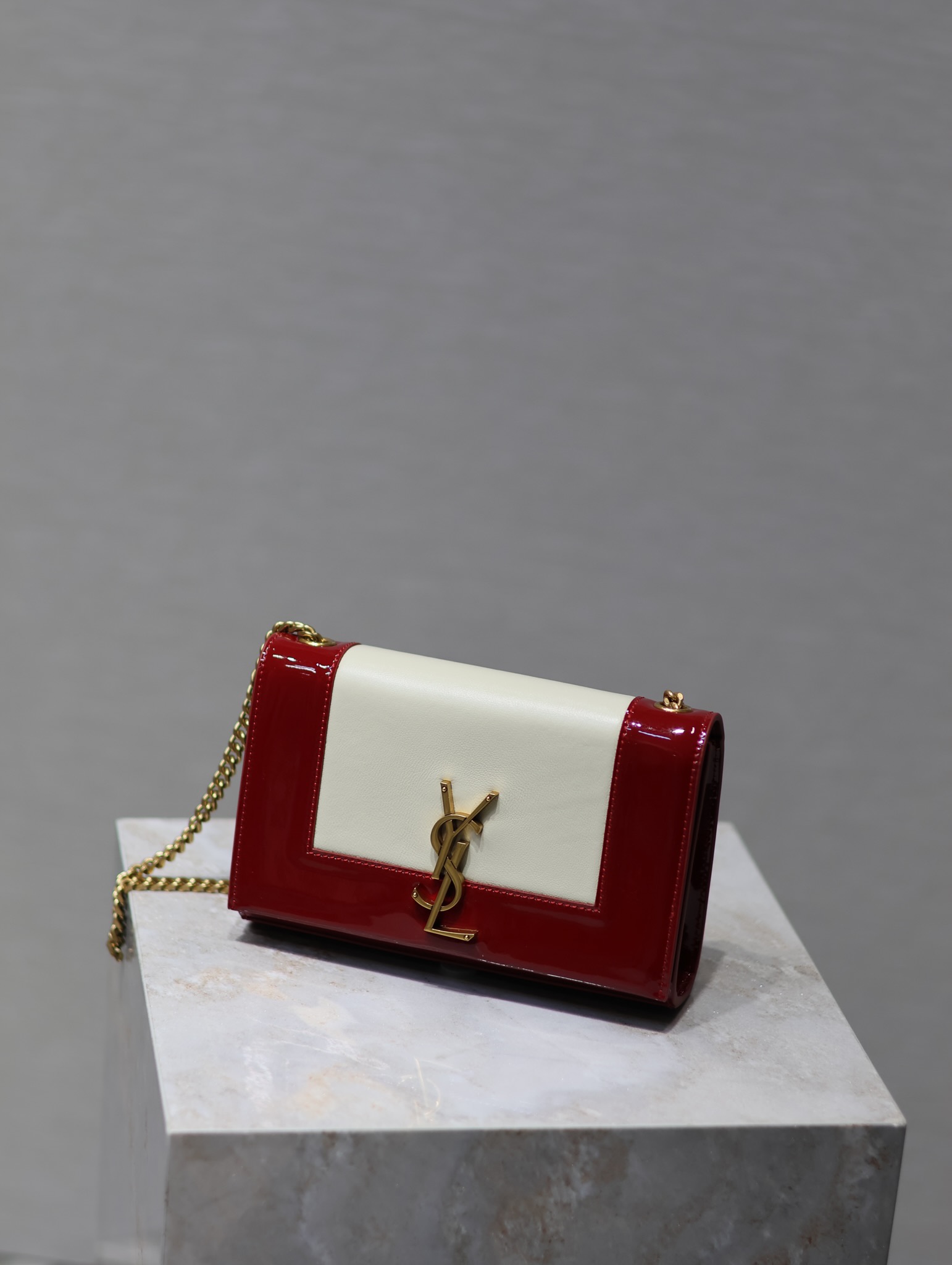 [TOP] Yves Saint Laurent YSL Lacquer Leather Kate Bags 20x13.5x6cm - Red Paired With White&GHW