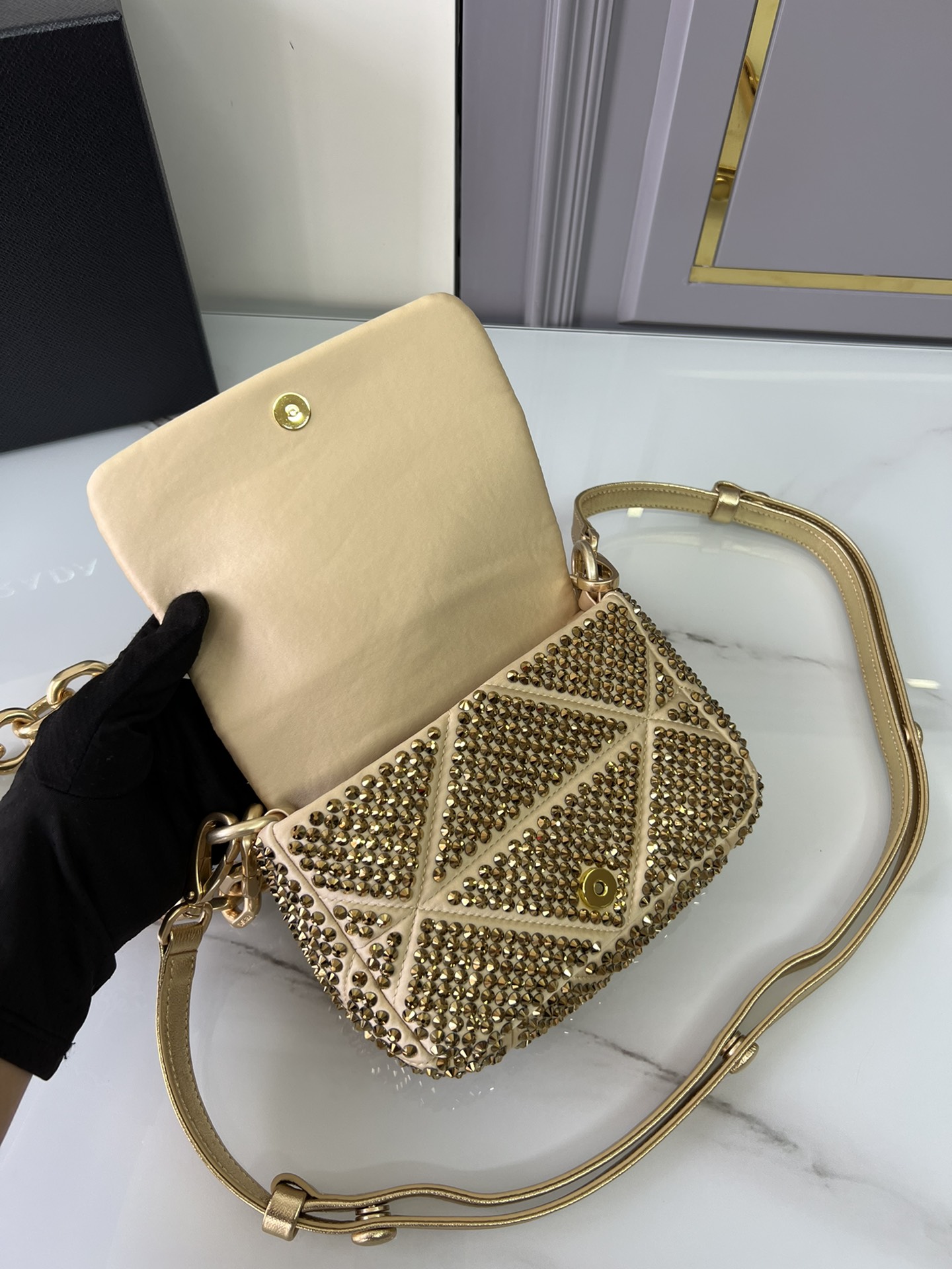 [TOP] PRADA Imitation Crystal And Hand Sewn Bags 17x11.5×6.5cm - Silver/Gold