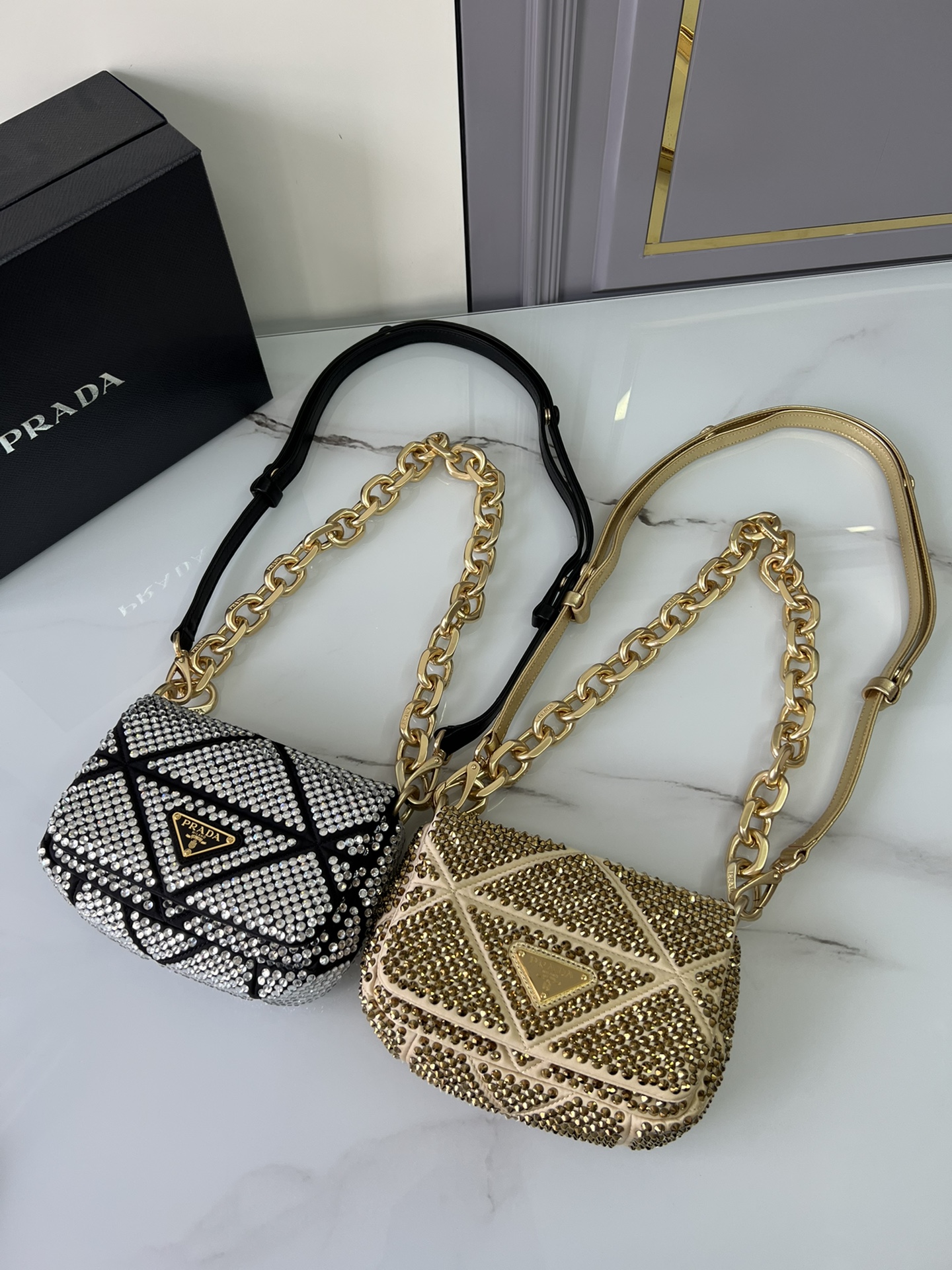 [TOP] PRADA Imitation Crystal And Hand Sewn Bags 17x11.5×6.5cm - Silver/Gold