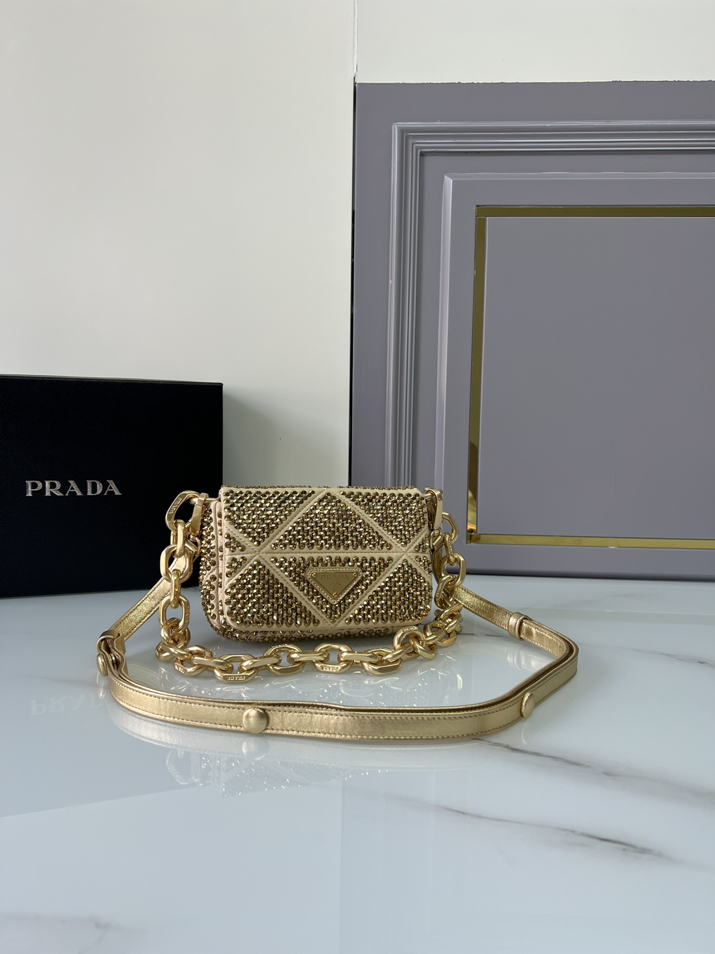[TOP] PRADA Imitation Crystal And Hand Sewn Bags 17x11.5×6.5cm - Silver/Gold