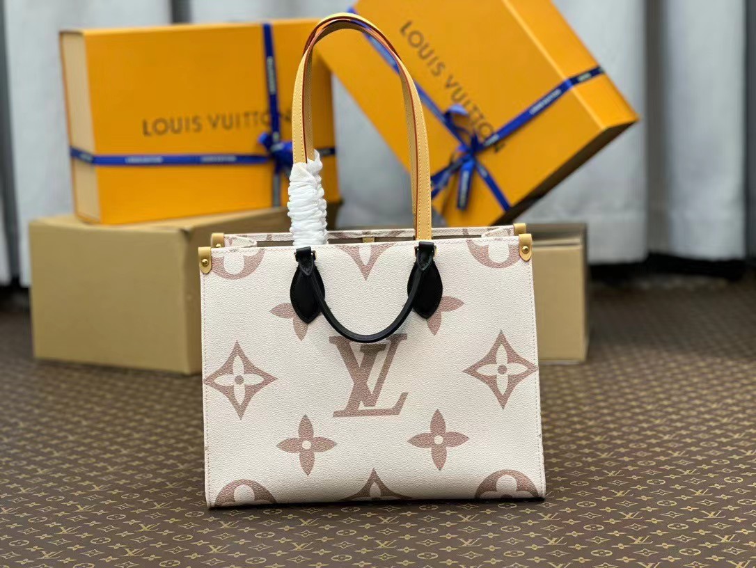 [TOP] Louis Vuitton LV On The Go Bag - White with Black Handles - 35x27x14cm