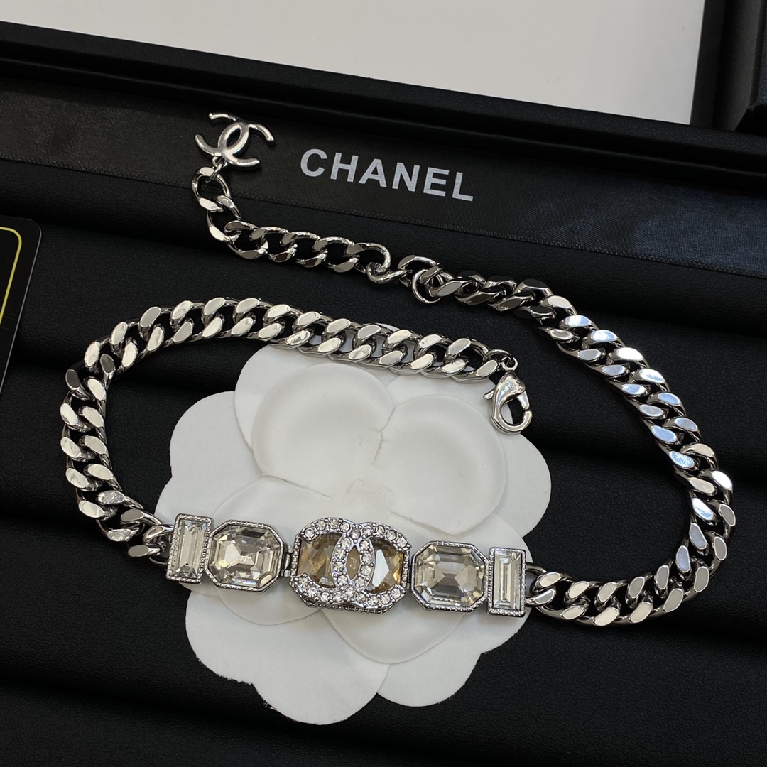 [TOP] CHANEL Necklace with Crystal - 2 Color