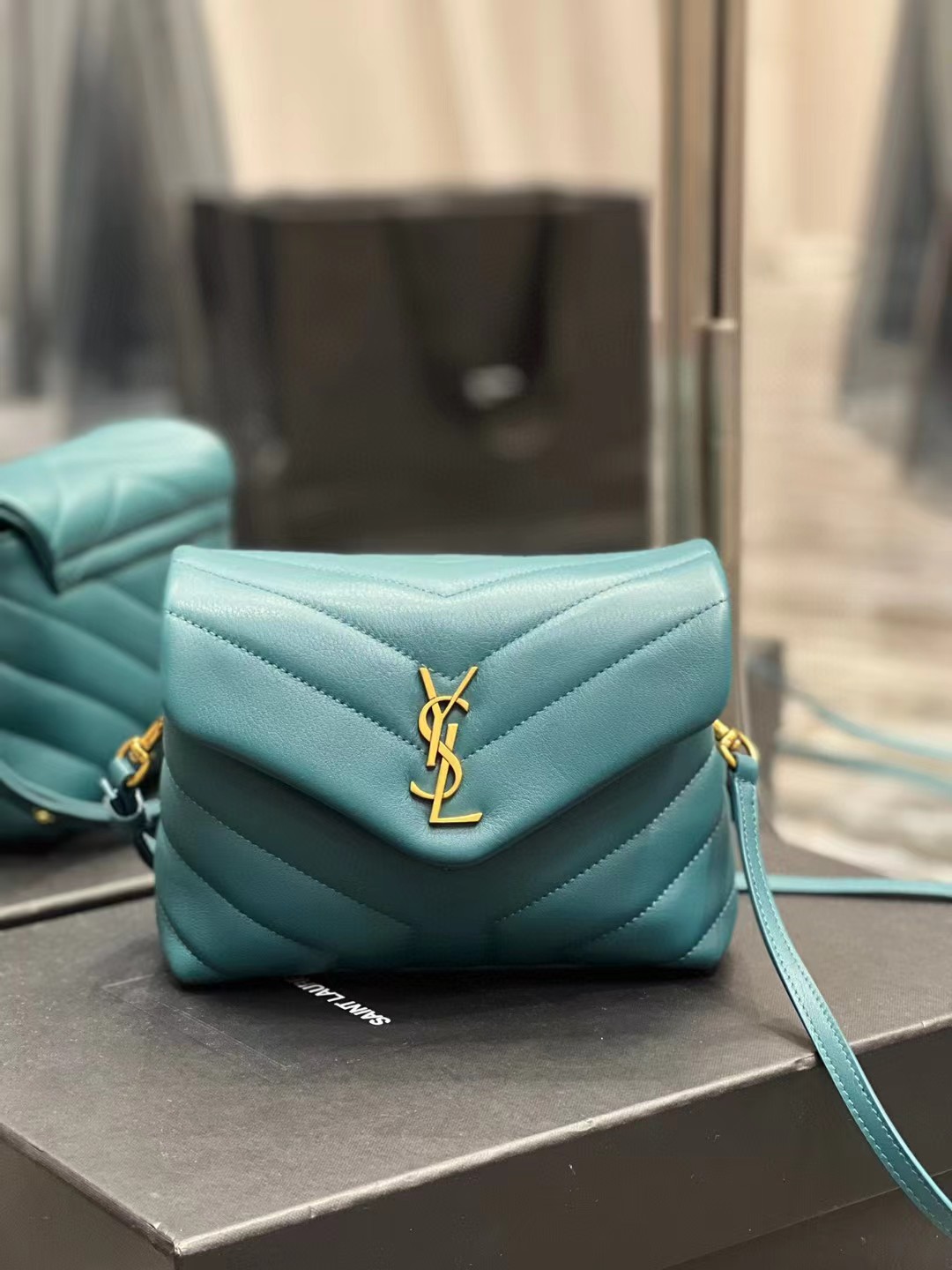[TOP] Yves Saint Laurent YSL LouLou Small Bag 20cm/24cm - Teal