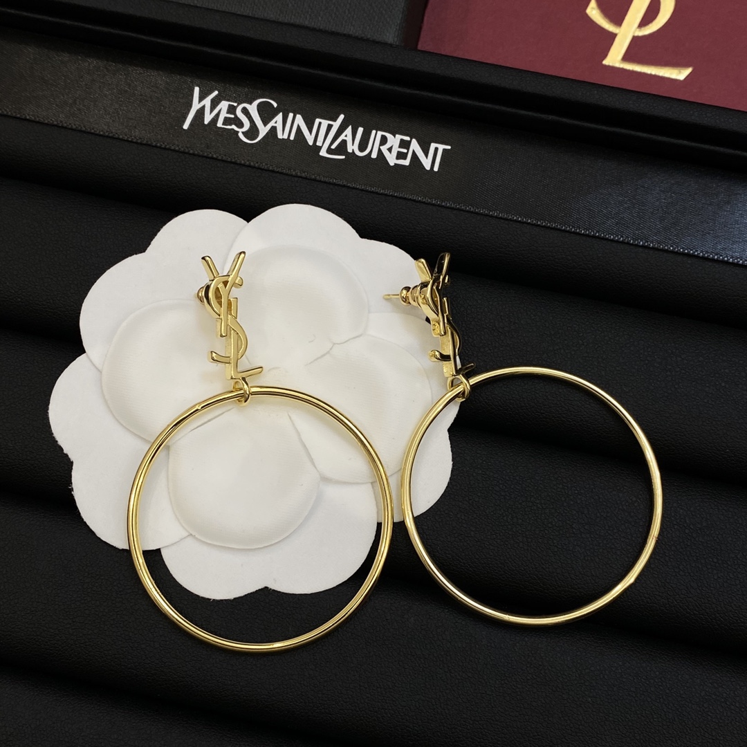 [TOP] Yves Saint Laurent YSL Earrings with Circle - Gold