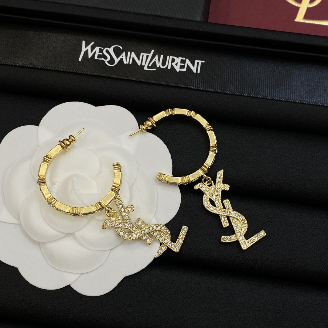 [TOP] Yves Saint Laurent YSL Earrings with Diamonds Logo - Gold