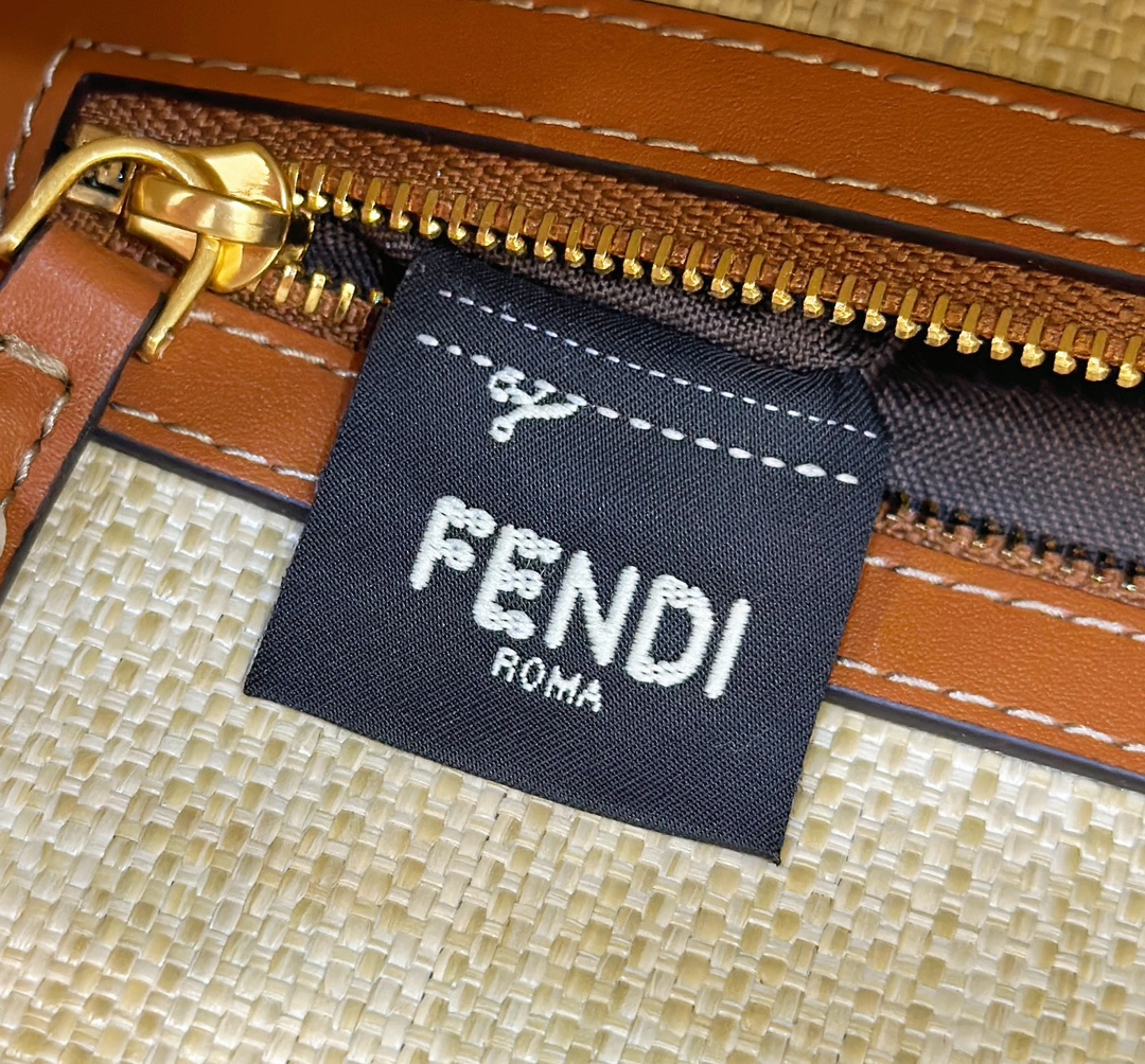 [TOP] FENDI 𝐅𝐅 3D embroidery Baguette Bags 27×6×14cm - GHW