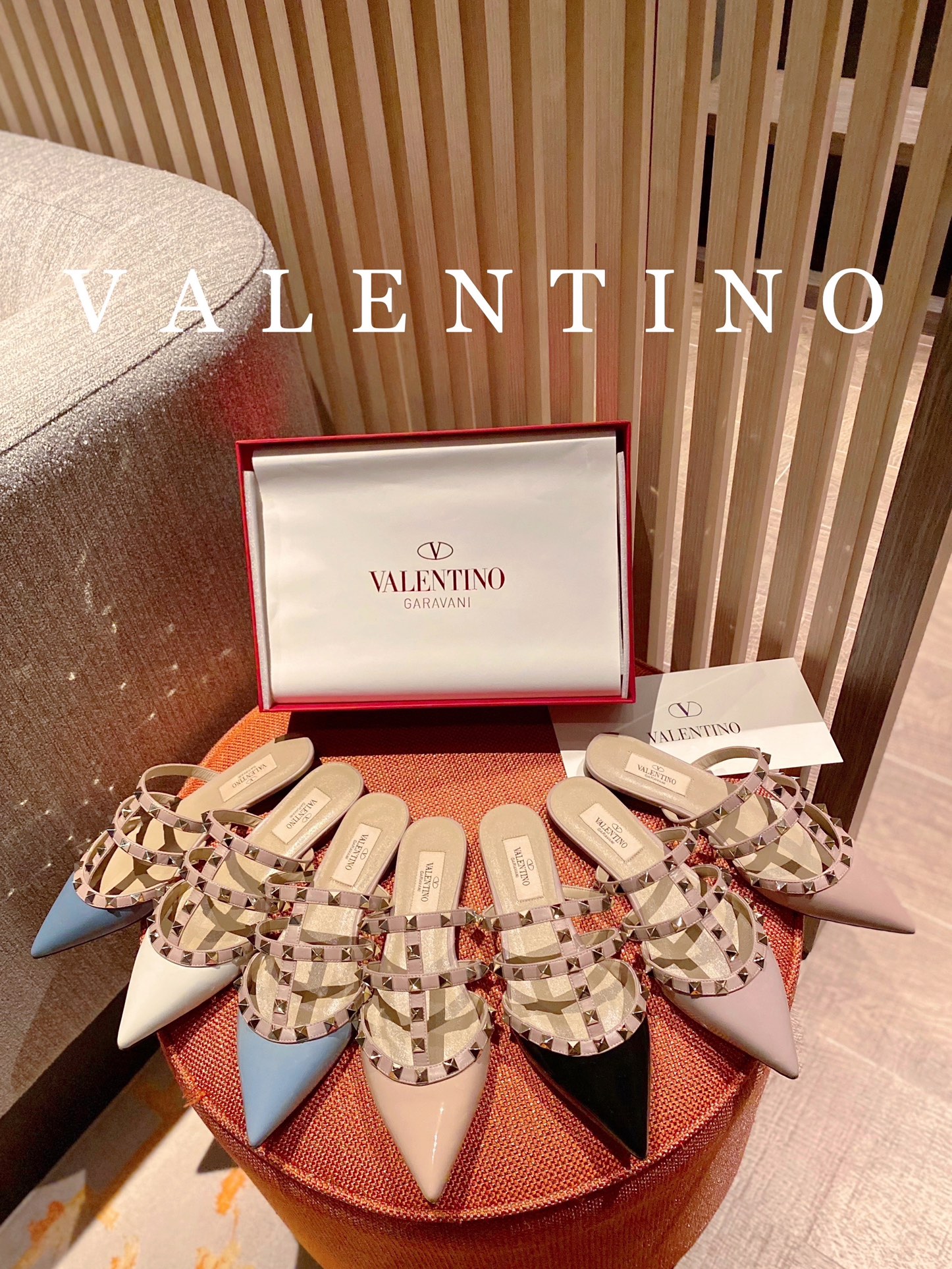 [TOP] VALENTINO Calfskin Fishbone Slippers - 7 Colors