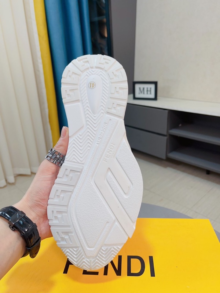 [TOP] FENDI Men's Calfskin Upper Casual Shoes - Black/White