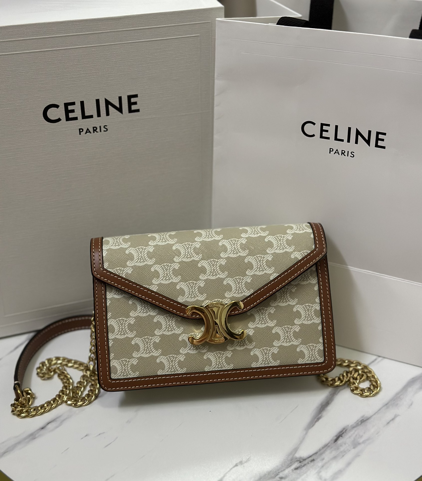 [TOP] CELINE Mini Woc  Bag 19.5X4.5X12cm - Beige Brown&GHW