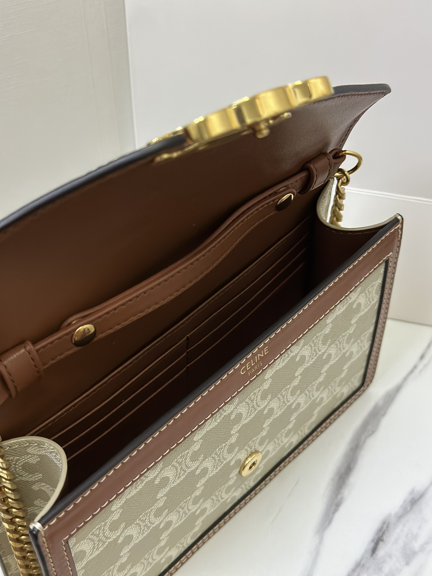 [TOP] CELINE Mini Woc  Bag 19.5X4.5X12cm - Beige Brown&GHW