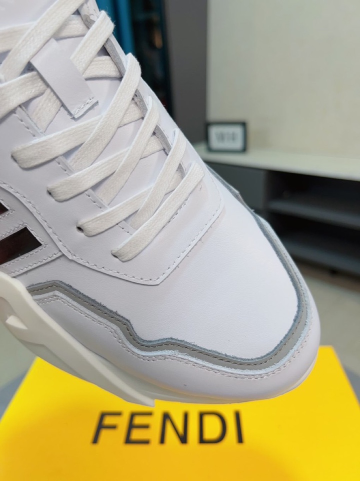 [TOP] FENDI Men's Calfskin Upper Casual Shoes - Black/White