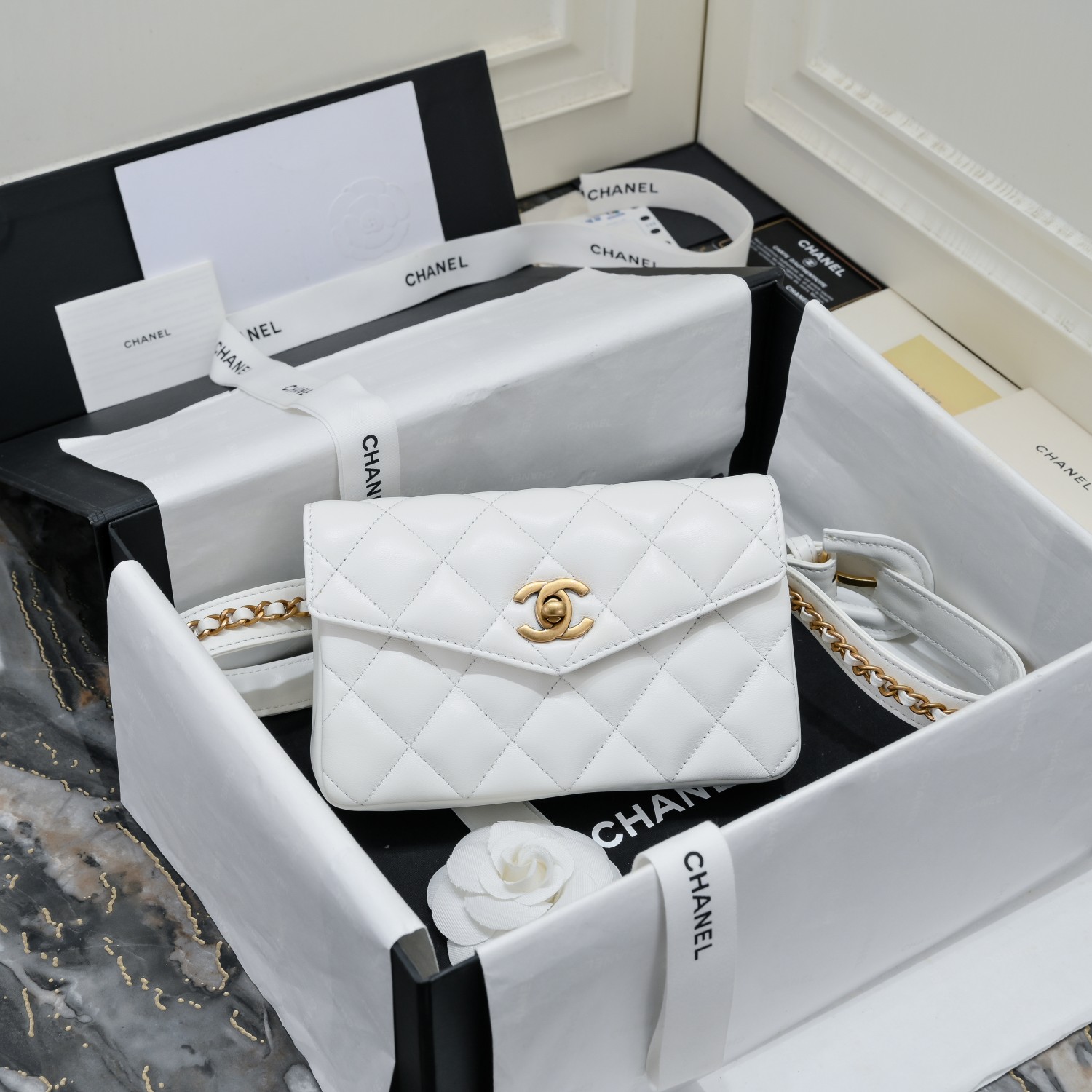 [TOP] CHANEL Lambskin Gold Buckle Belt Bags 18*3.5*12cm - 4 Colors & GHW