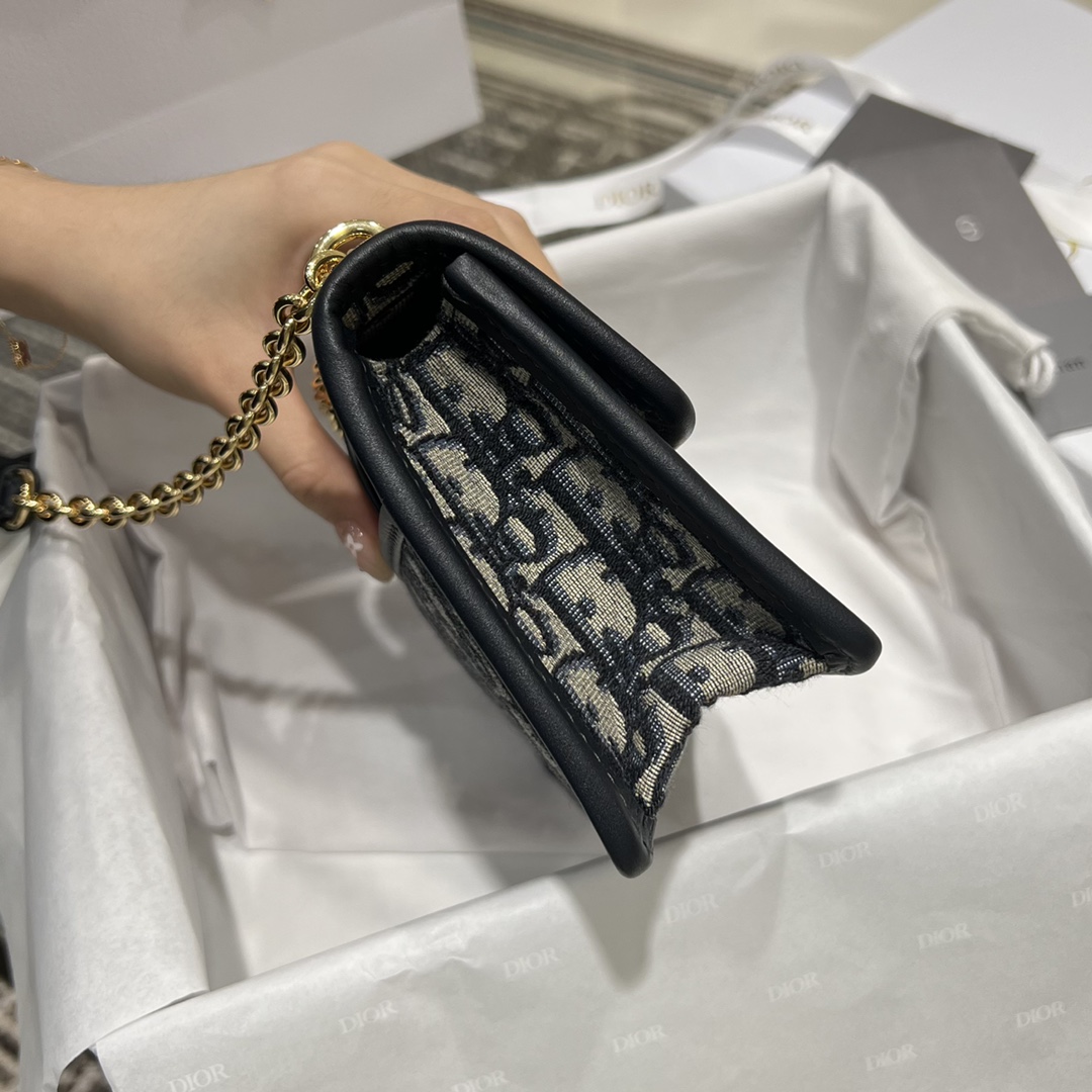 [Top] Christian Dior Oblique Embroidery Montaigne Bags 21.5*12*6cm - GHW