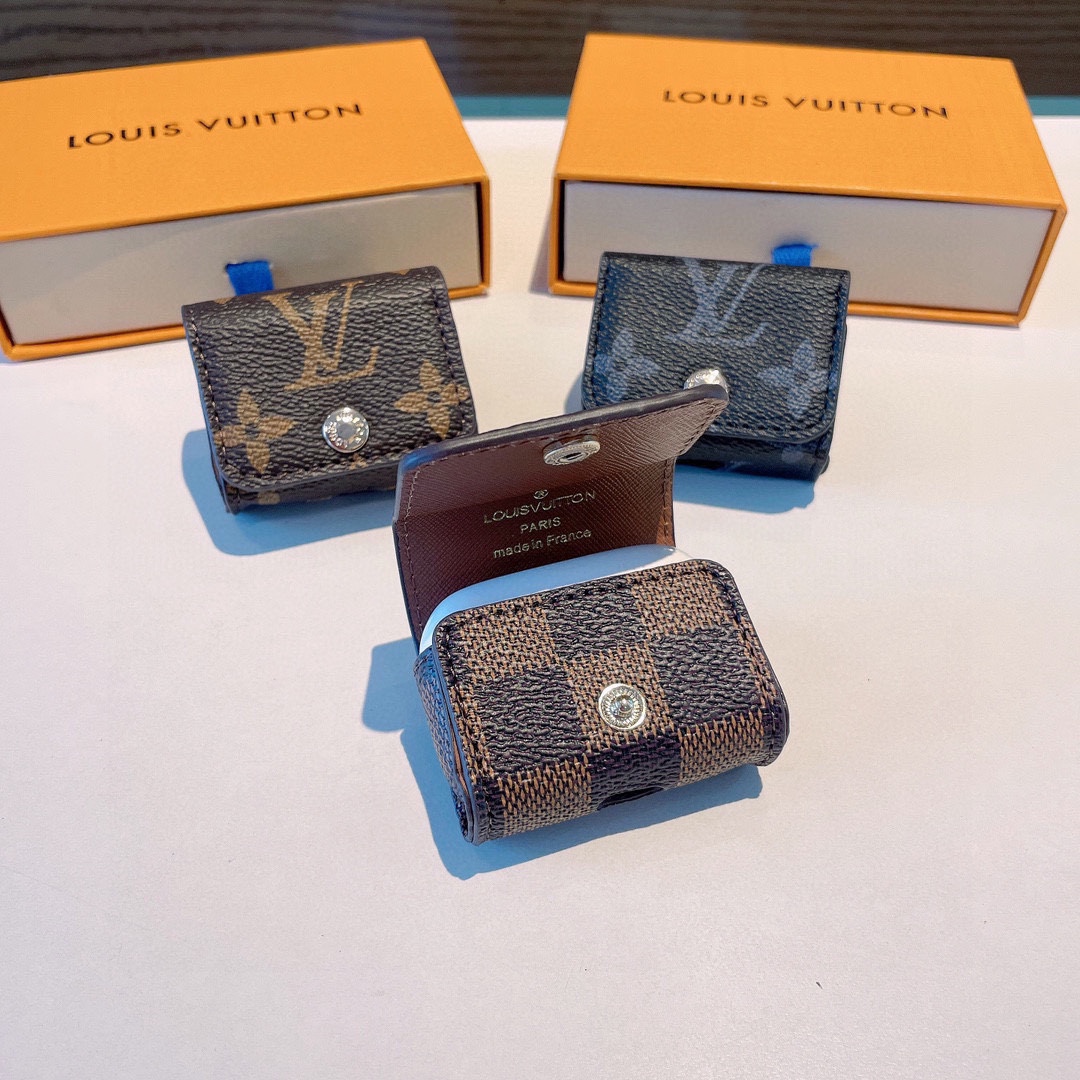 [TOP] Louis Vuitton LV Classic Monogram Leather Airpods Cases Keychain
