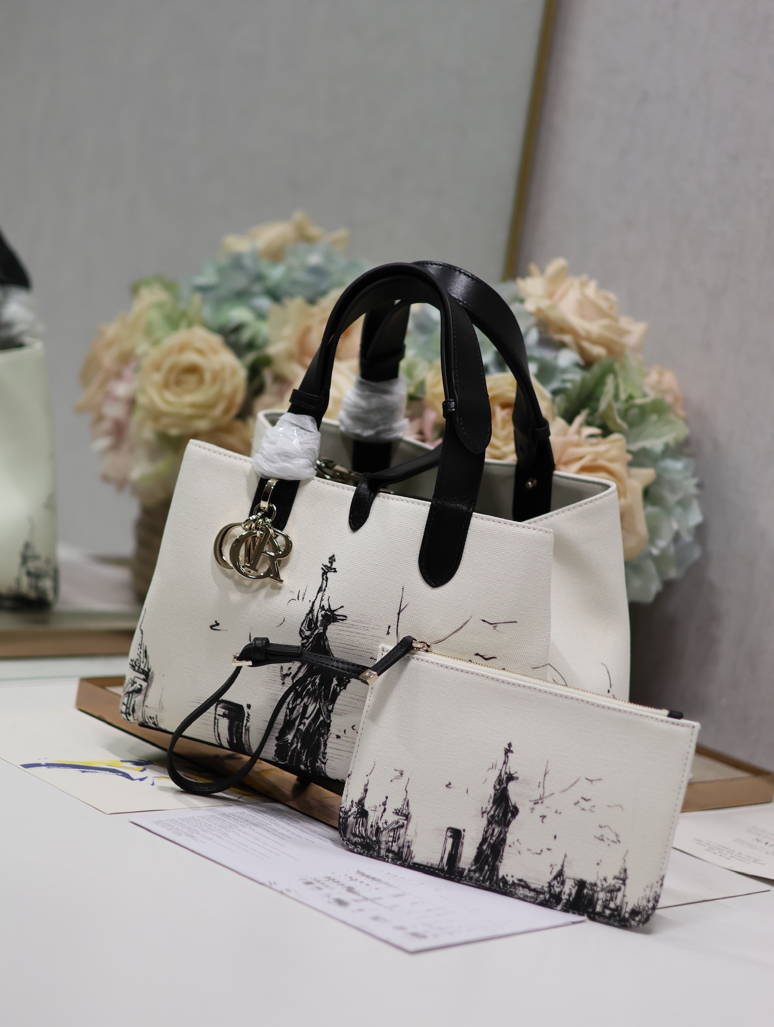 [TOP] Christian Dior Canvas Toujours Goddess Of Liberty Handbag 28.5x19x21.5cm - CD Lock Letter D Knob