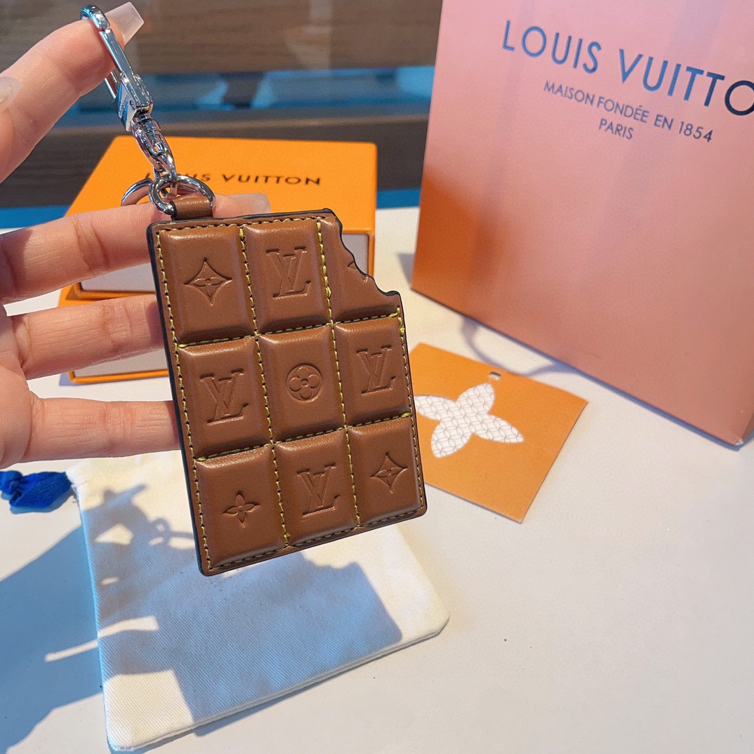 [TOP] Louis Vuitton LV Chocolate Keychain