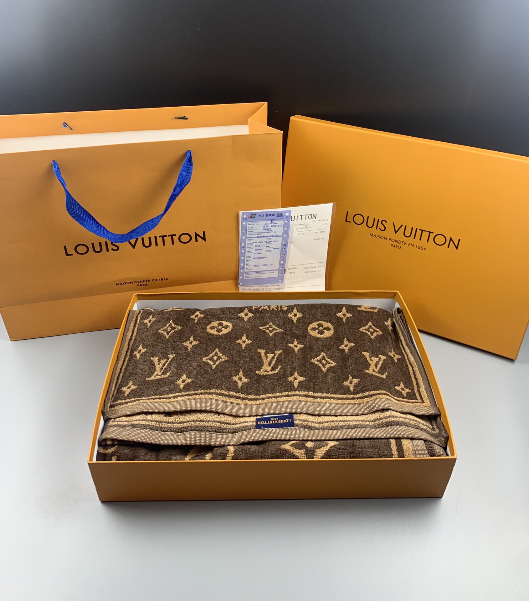 [TOP] Louis Vuitton LV Bath Towel 2 Piece Set - Monogram