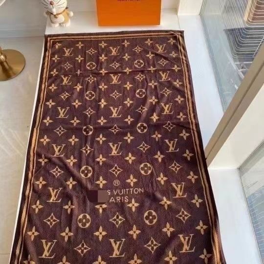 [TOP] Louis Vuitton LV Monogram Bath Towel - 3 Color