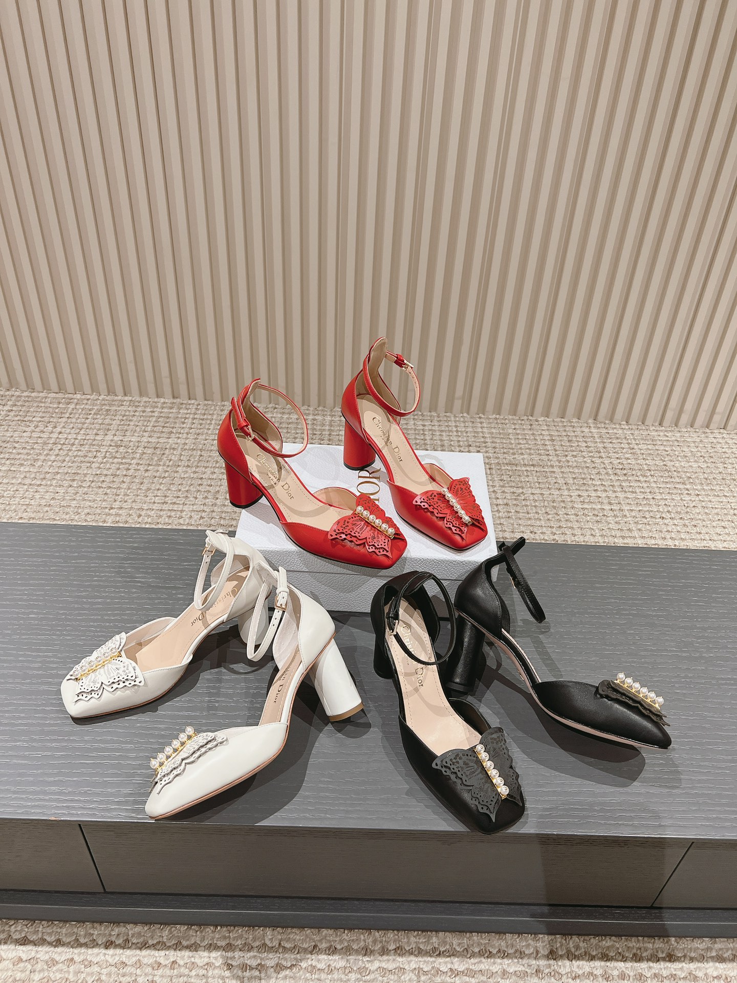 [TOP] Christian Dior Cow Patent Leather Heel Shoes - 3 Colors