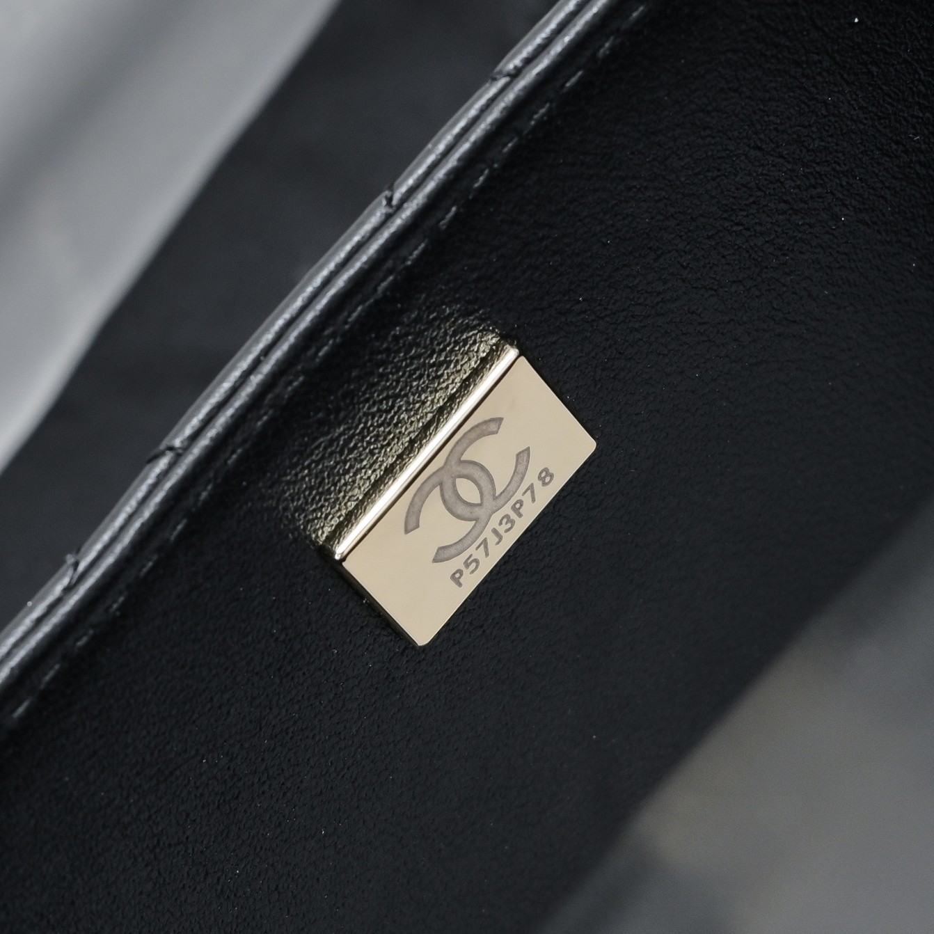 [TOP] CHANEL Classic Lambskin Flap Bags 17cm/19.5cm - Black/Pink - GHW