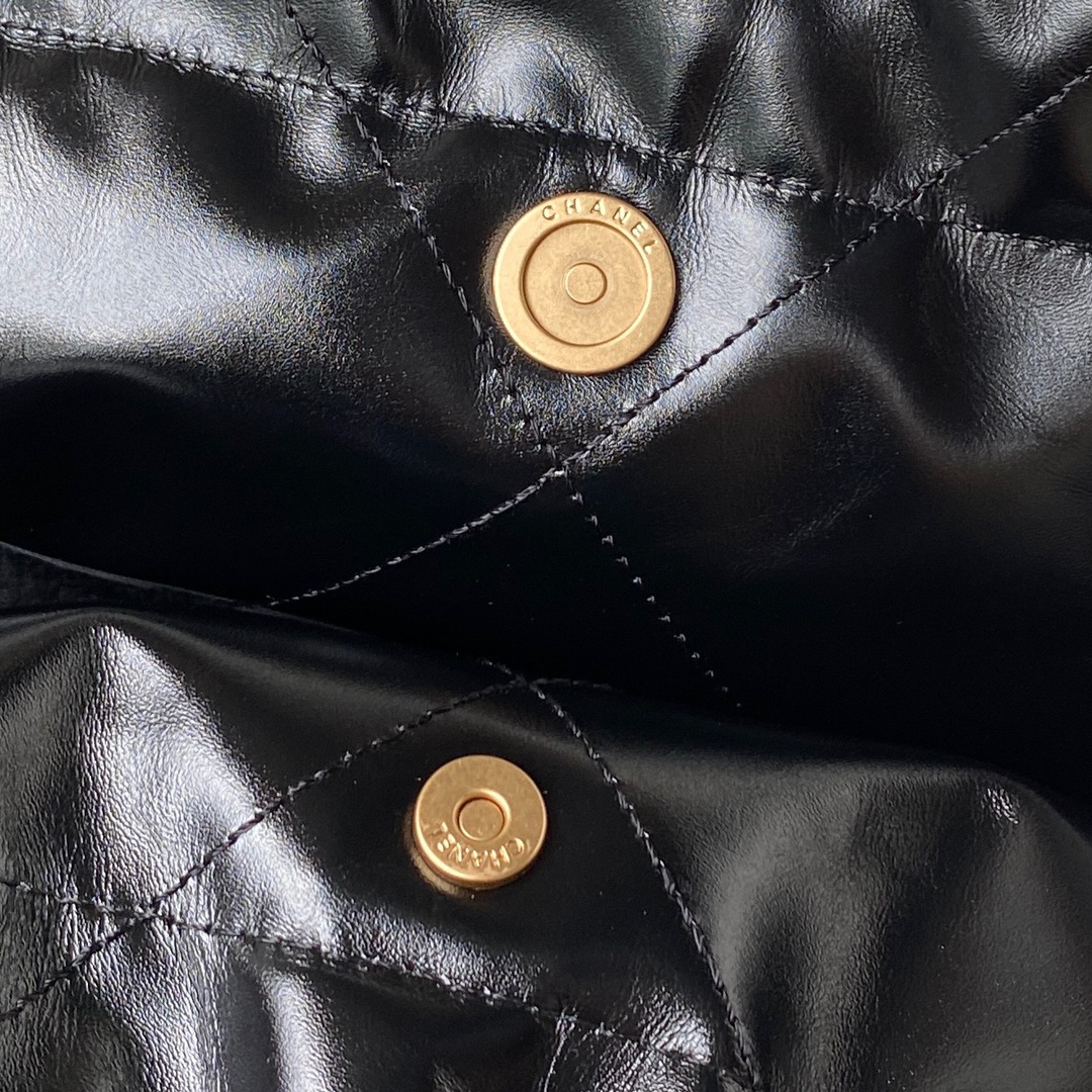 [TOP] CHANEL Medium 22 Bag 30×45×8cm - Black - GHW&SHW
