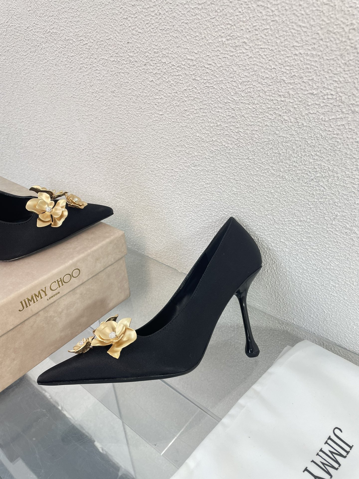 [TOP] Jimmy Choo Gilded Floral High Heels - Black