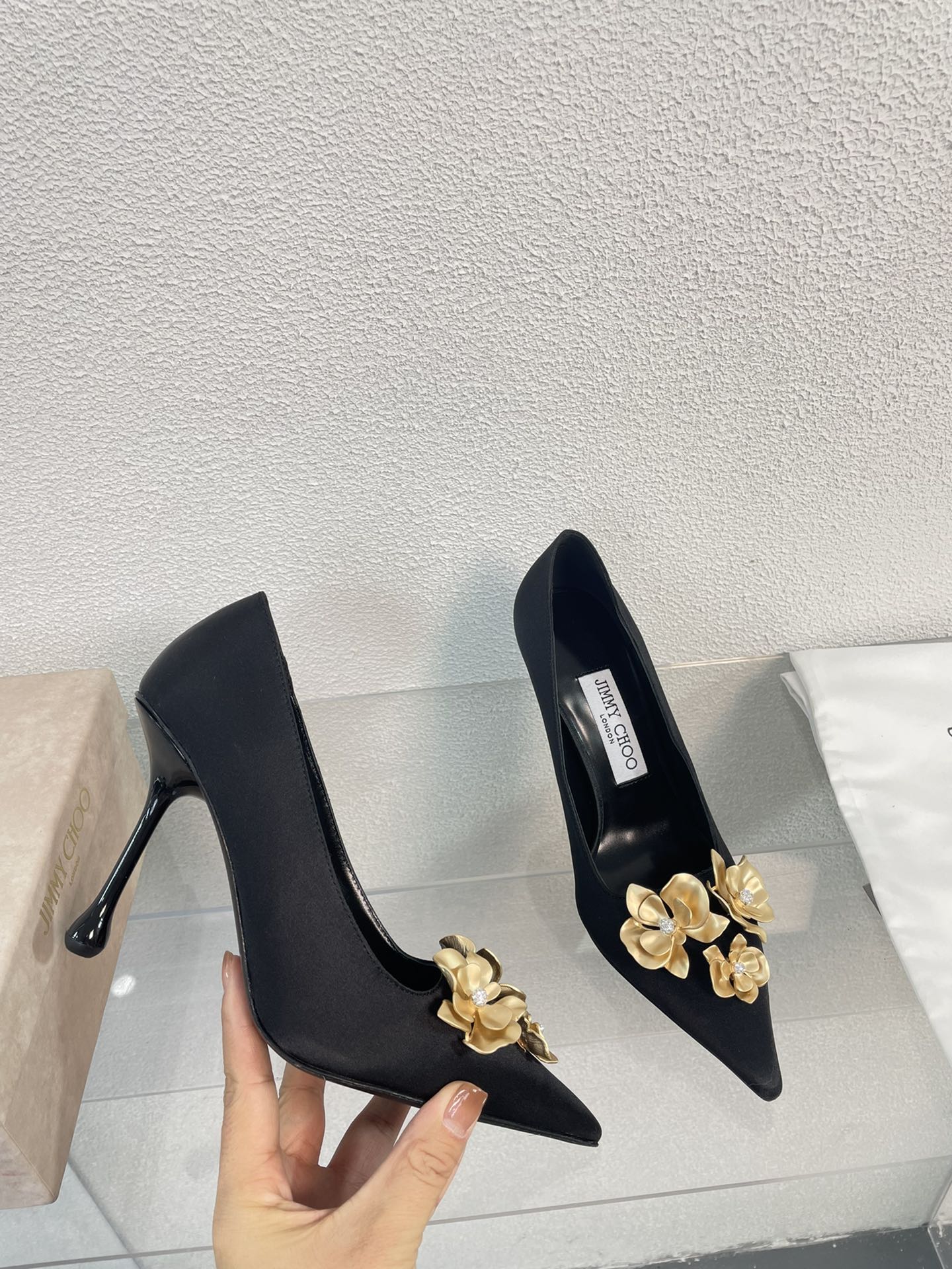 [TOP] Jimmy Choo Gilded Floral High Heels - Black