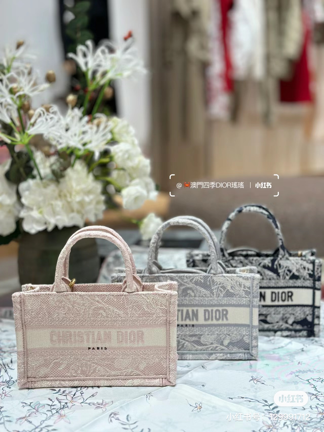 [TOP] Christian Dior Mini Embroidered Book Tote Handbags - 3 Colors