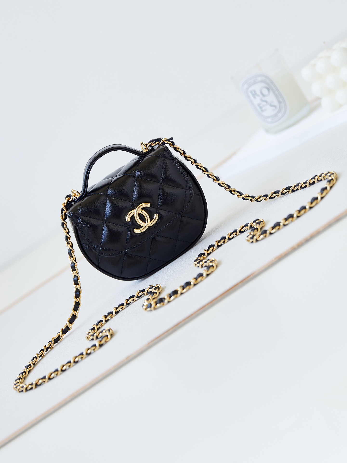 [TOP] CHANEL Calfskin Leather 23A Bag 11×12.5×3.5cm - Black&GHW