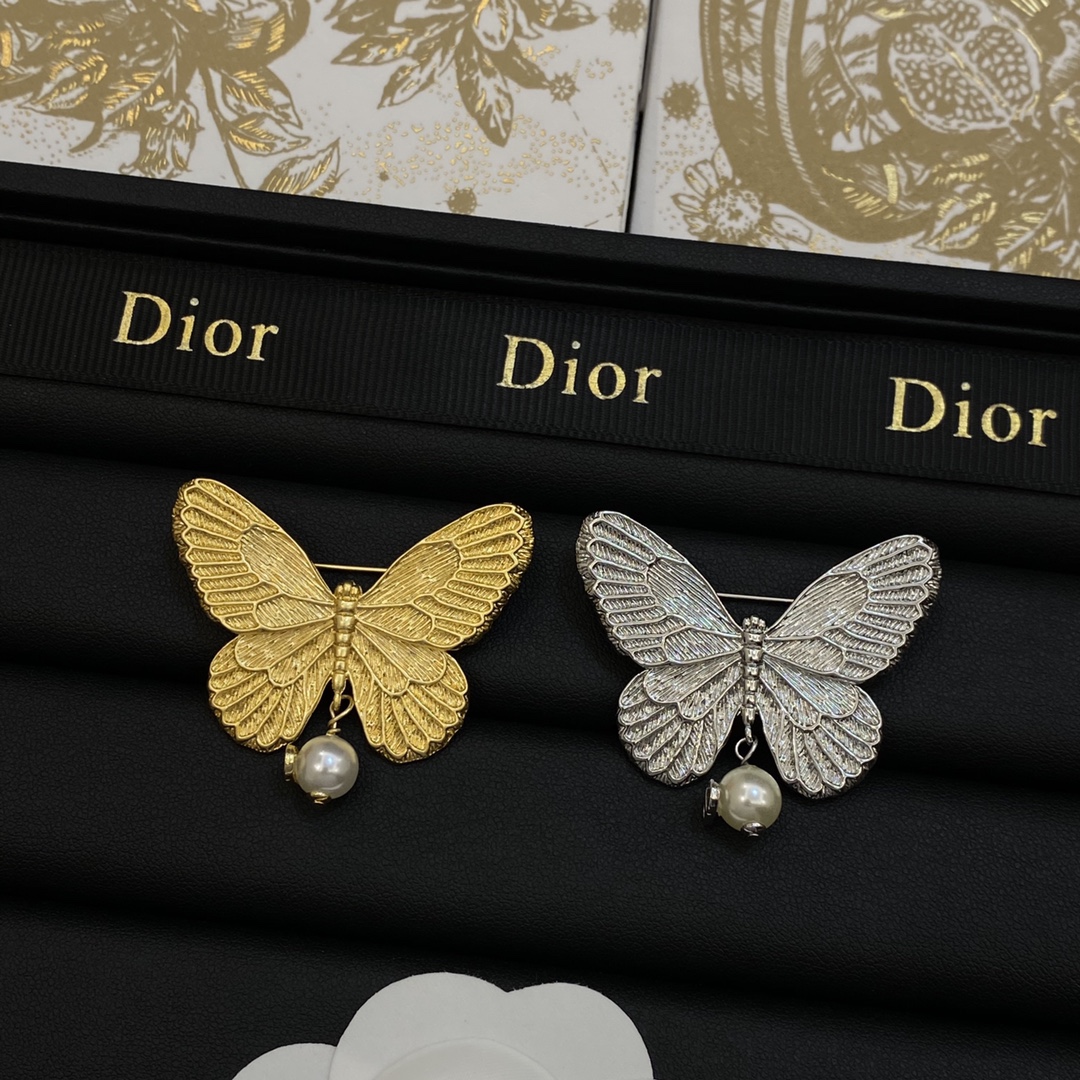 [TOP] Christian Dior Butterfly Brooch - 2 Color