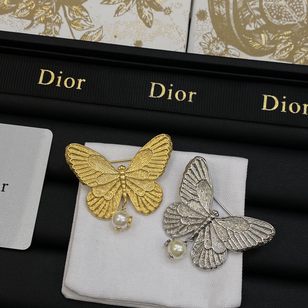 [TOP] Christian Dior Butterfly Brooch - 2 Color