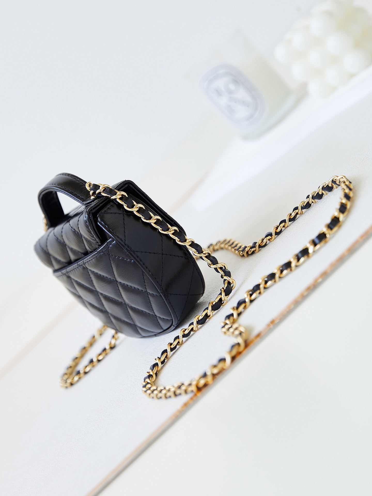 [TOP] CHANEL Calfskin Leather 23A Bag 11×12.5×3.5cm - Black&GHW