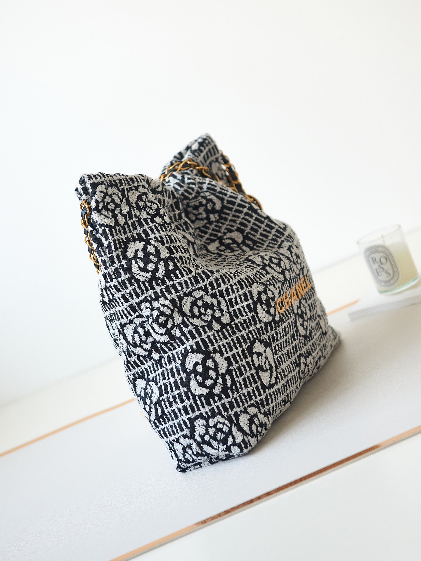 [TOP] CHANEL Camellia Sinensis 22 Bags 39×42×8cm - GHW