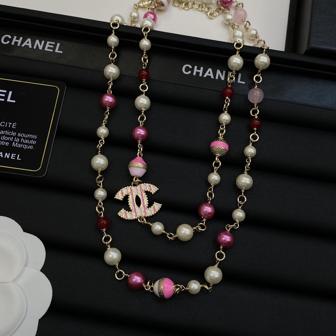 [TOP] CHANEL Sweater Chain with Pearl - Pink