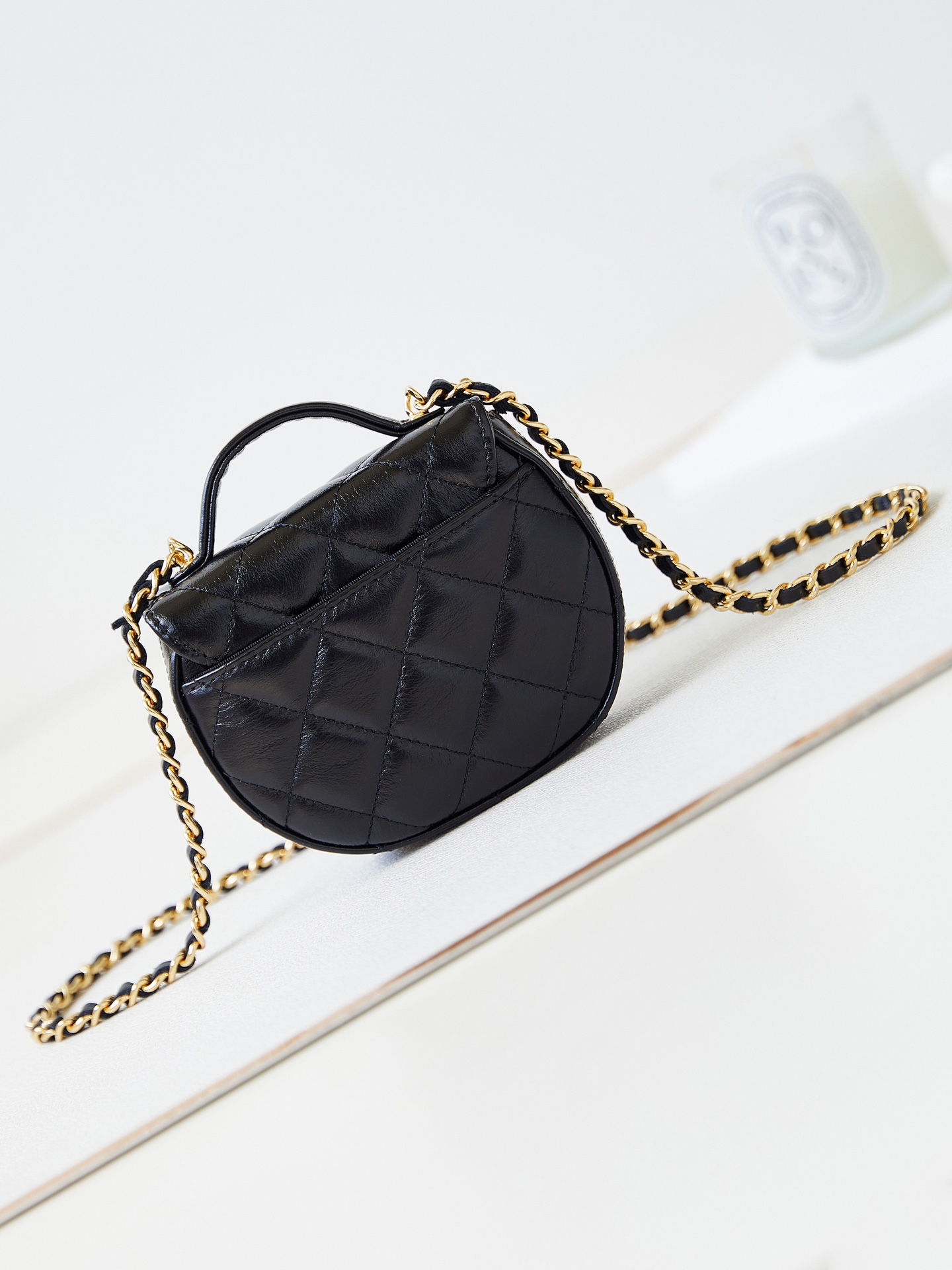 [TOP] CHANEL Calfskin Leather 23A Bag 11×12.5×3.5cm - Black&GHW