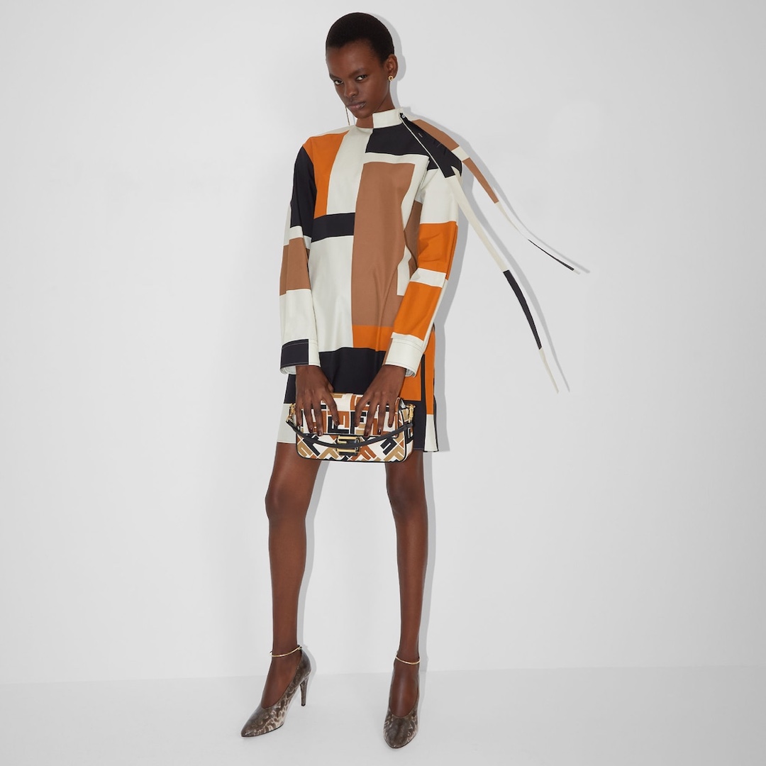 [TOP] FENDI Medium Colored Relief Pattern Baguette Bags 27×6×15cm - GHW