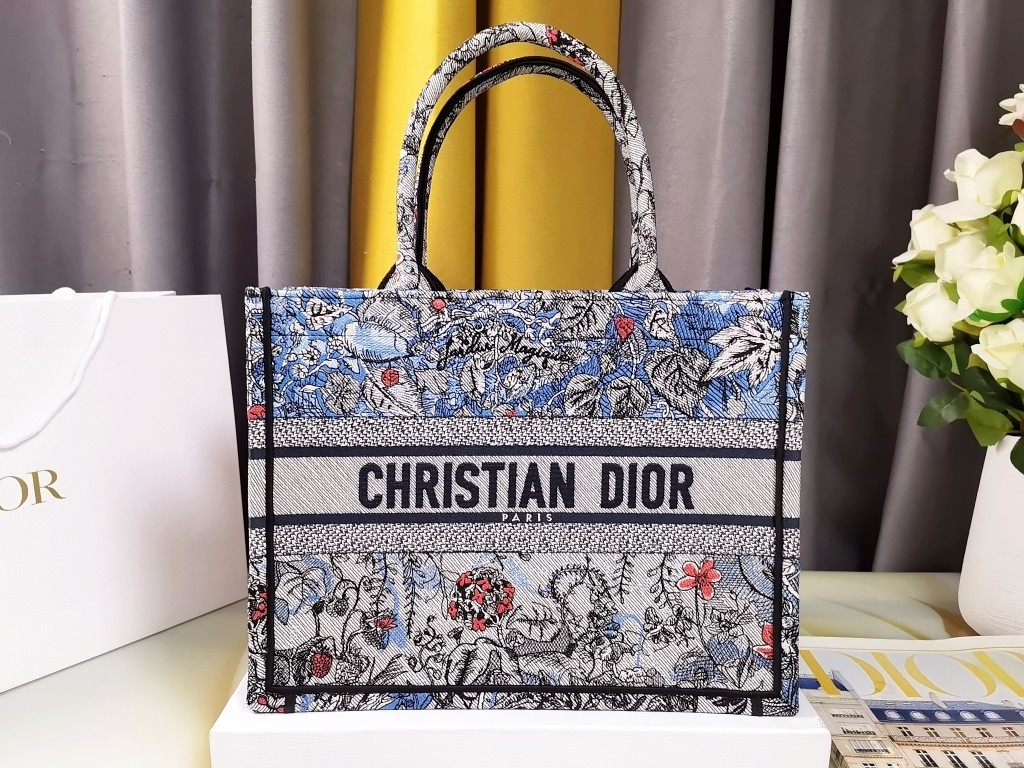 [TOP] Christian Dior Multi colored Magic Garden Book Tote Bag 36.5X27.5X16.5cm