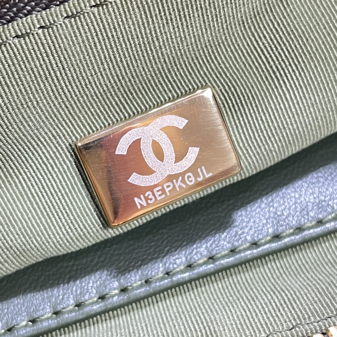 [TOP] CHANEL Lambskin Hobo Bag 17.5X24X6cm - Military Green&GHW