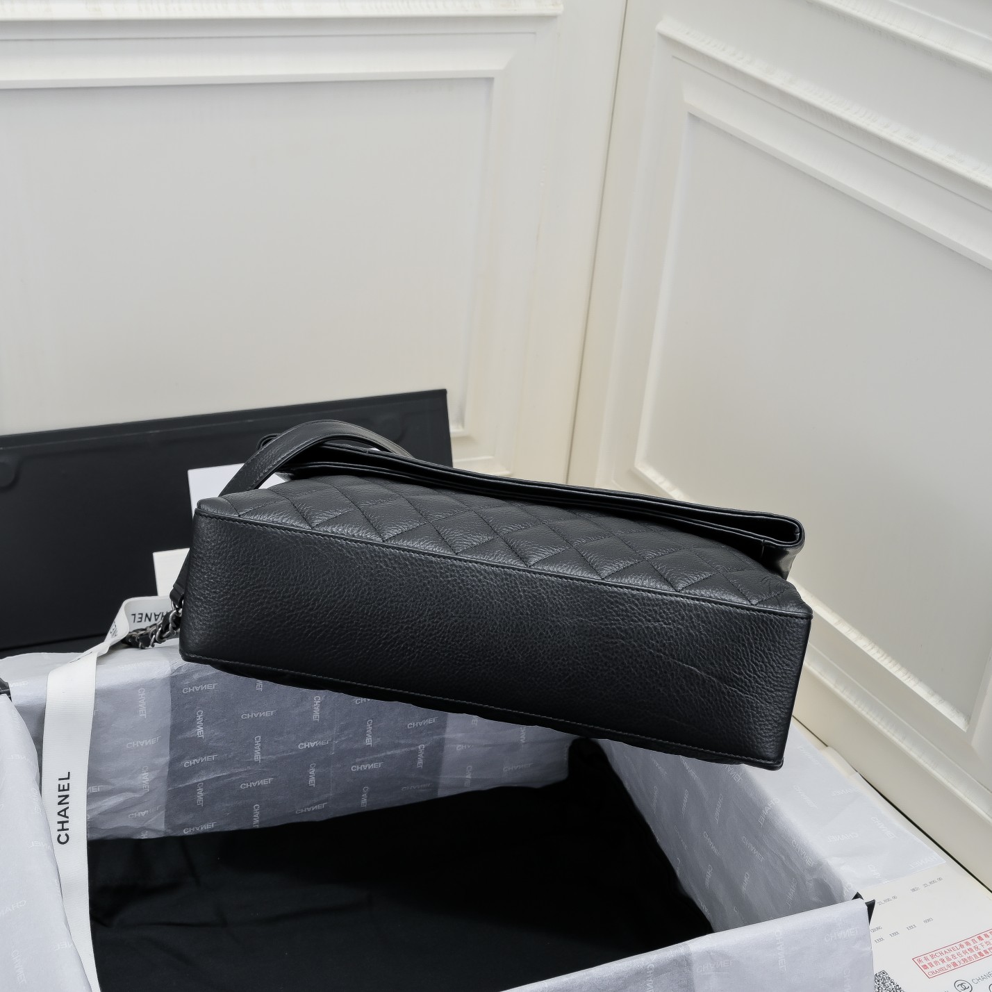 [TOP] CHANEL Calfskin Chain Pack 32*7.5*19cm - 3 Colors