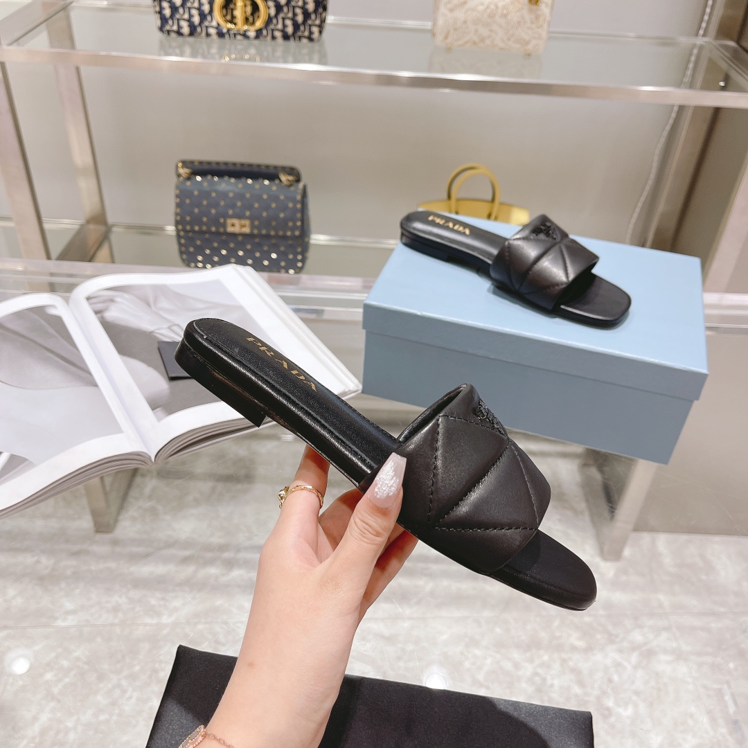 [TOP] PRADA Celeste Quilted Nappa Sandals - Black