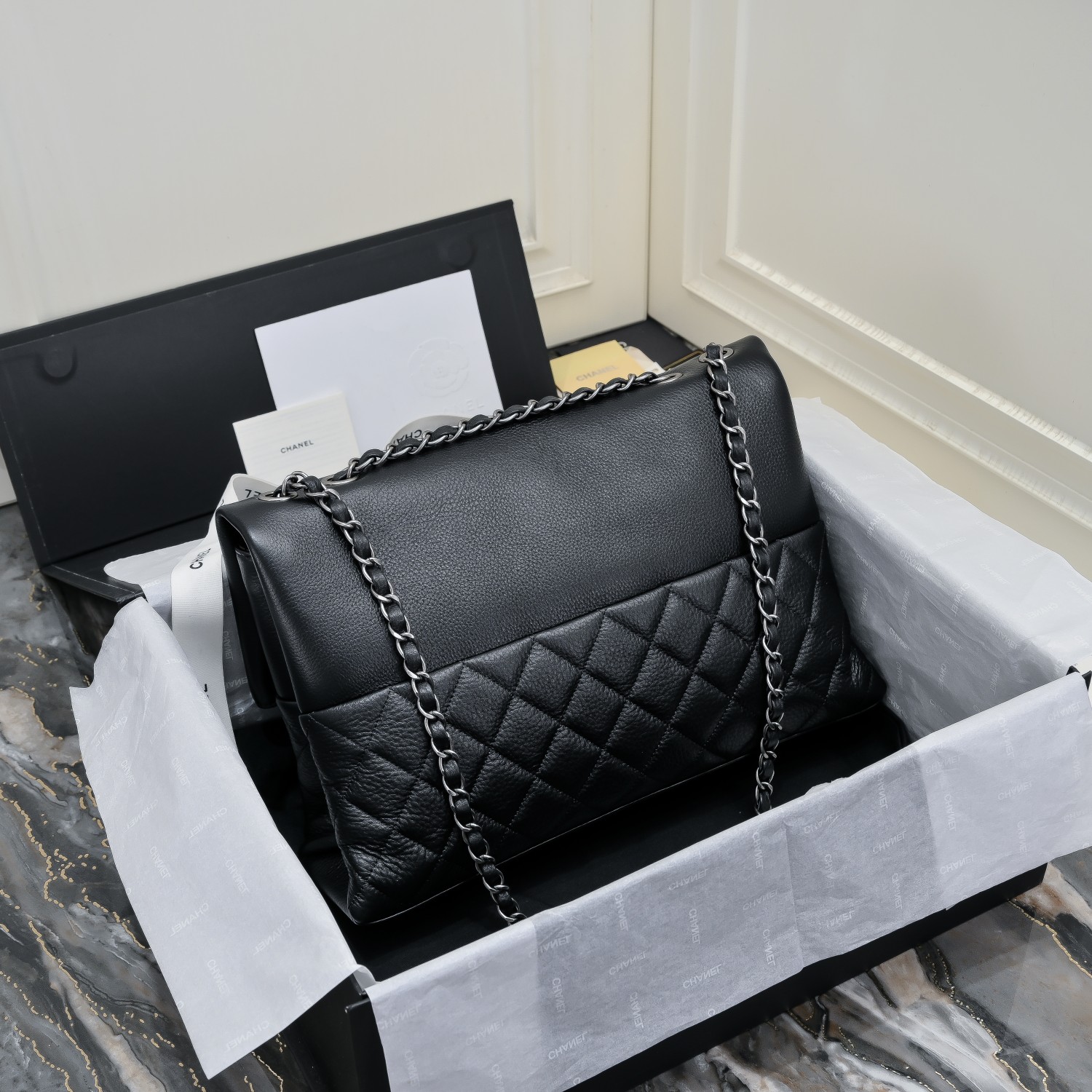 [TOP] CHANEL Calfskin Chain Pack 32*7.5*19cm - 3 Colors