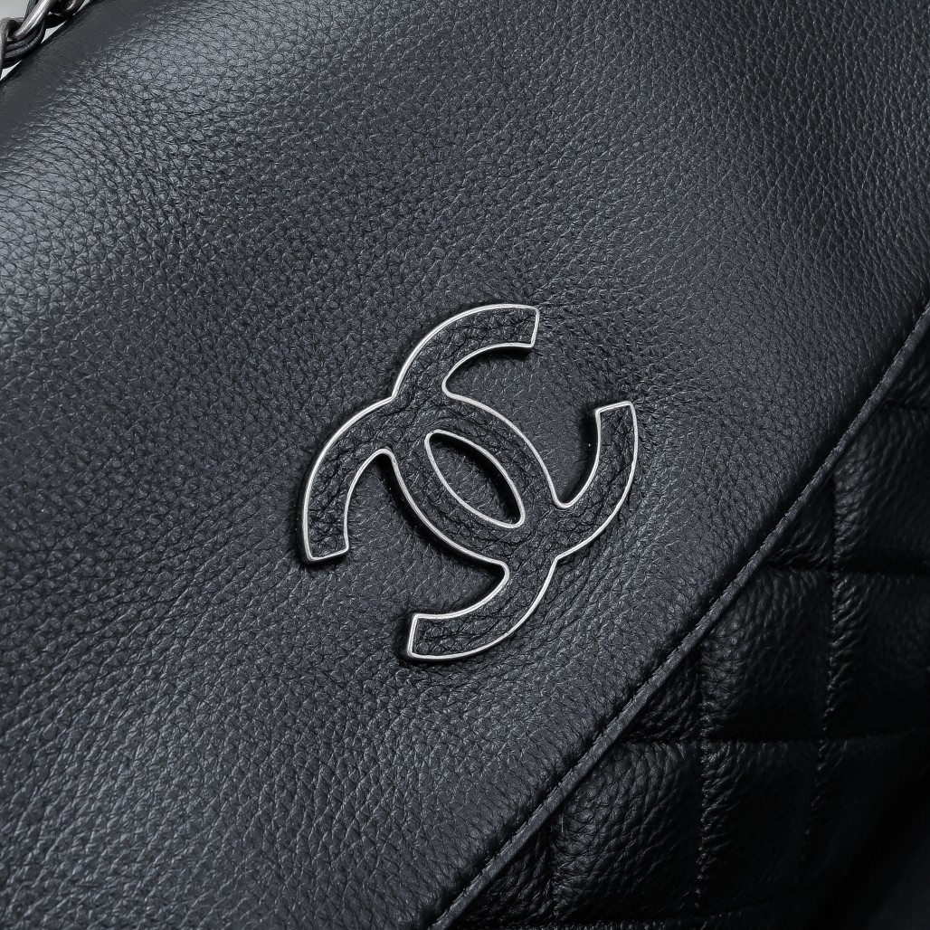 [TOP] CHANEL Calfskin Chain Pack 32*7.5*19cm - 3 Colors