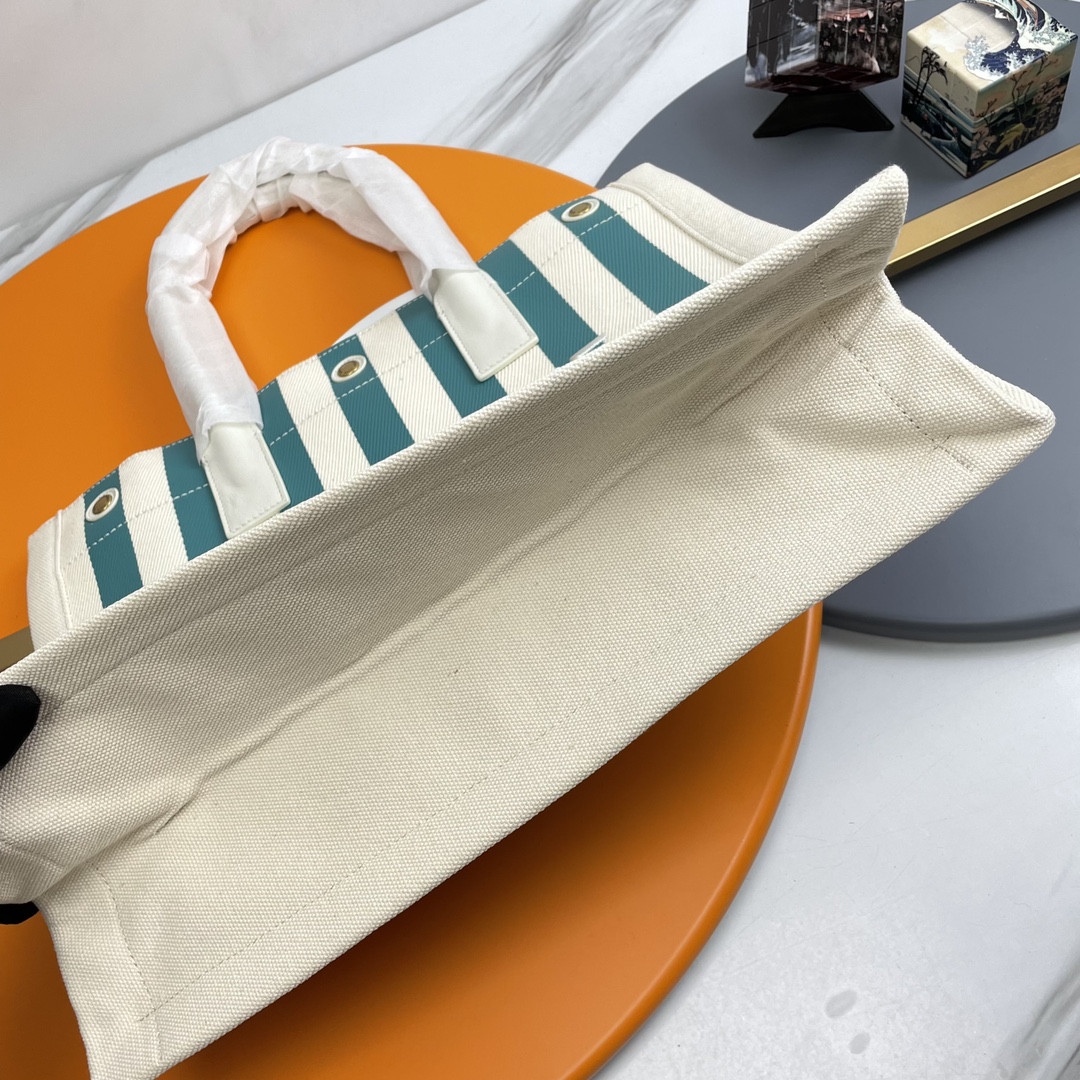 [TOP] Yves Saint Laurent YSL Rive Gauche Straw Tote Bag