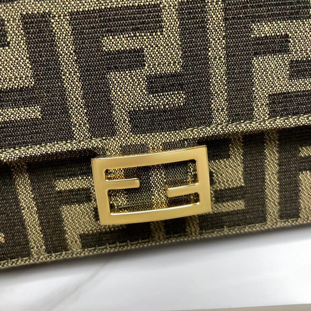 [TOP] FENDI FF Fabric Material Baguette Bags 21x11.5x5cm - GHW