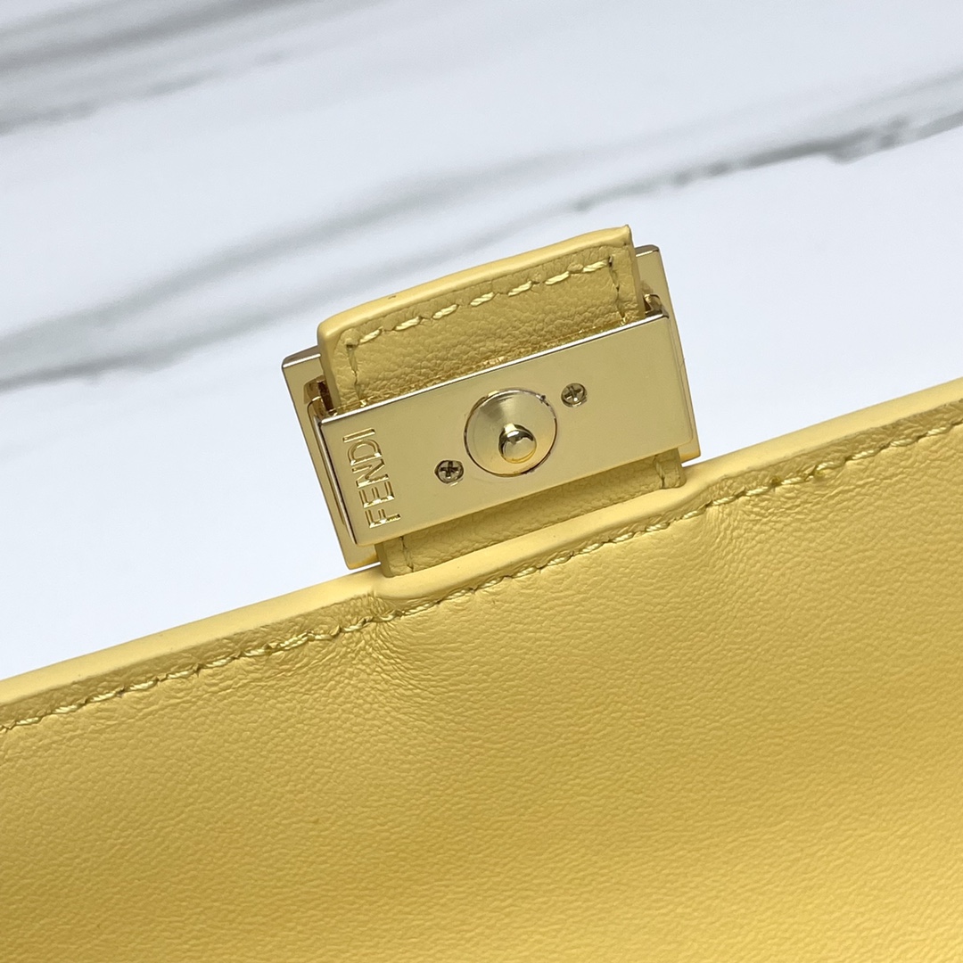 [TOP] FENDI Leather Baguette Bags 21x11.5x5cm - Black/Yellow - GHW