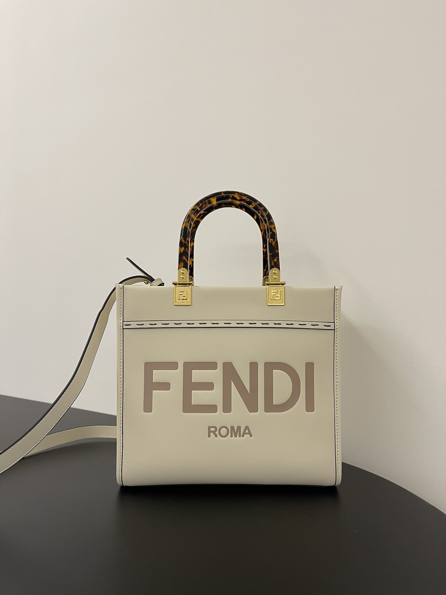 [TOP] FENDI Leather Sunshine Tote Small Shopping Bags 25.5x12x22.5cm - Beige
