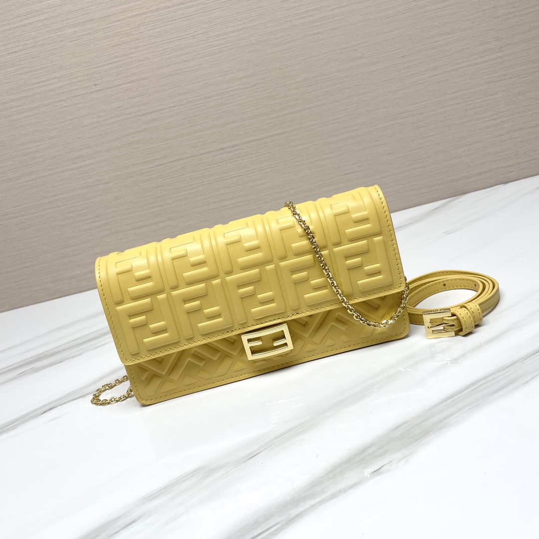 [TOP] FENDI Leather Baguette Bags 21x11.5x5cm - Black/Yellow - GHW